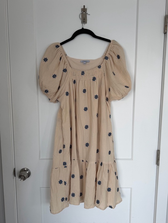 Polagram Dresses & Skirts - POLAGRAM Cream Daisy Embroidered Double Gauze Puff Sleeve Midi Dress Size S